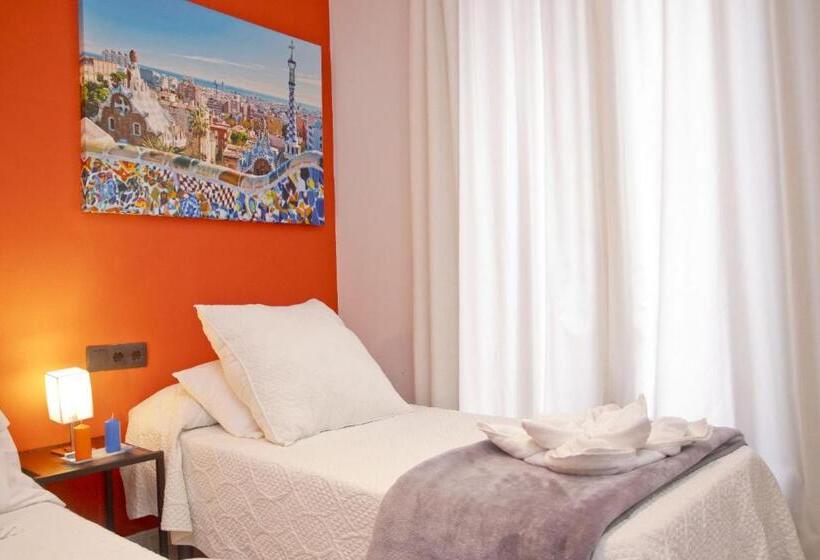 Barcelona City Centre Hostal