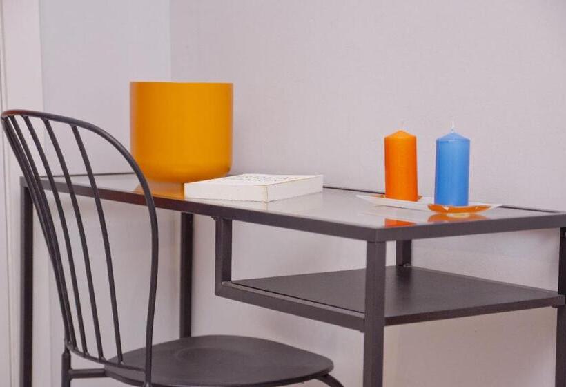 Barcelona City Centre Hostal