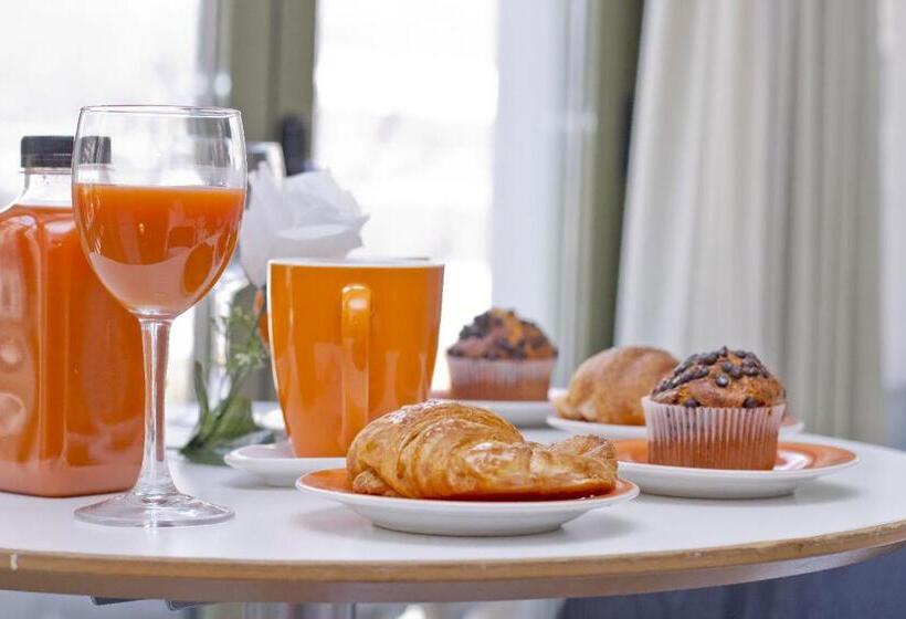 Barcelona City Centre Hostal