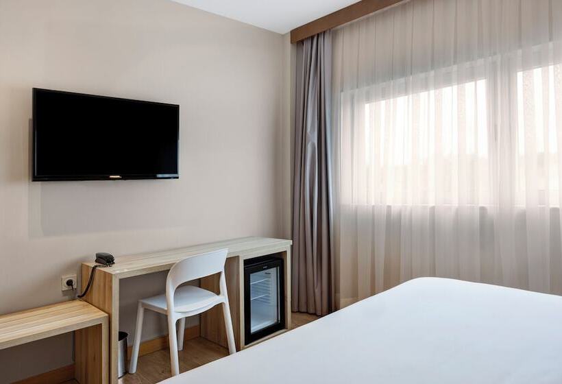 B&B Hotel Logroño Las Cañas