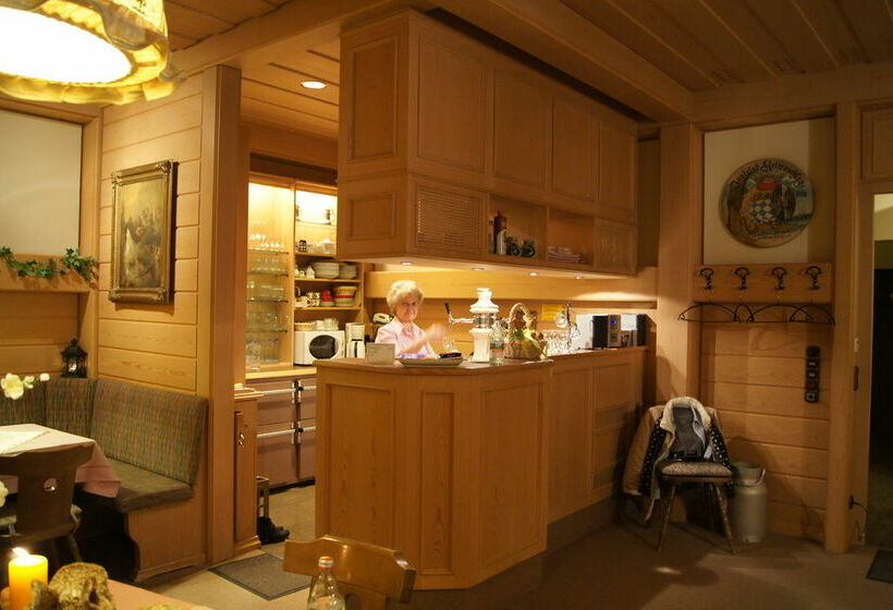 Europarkhotel International