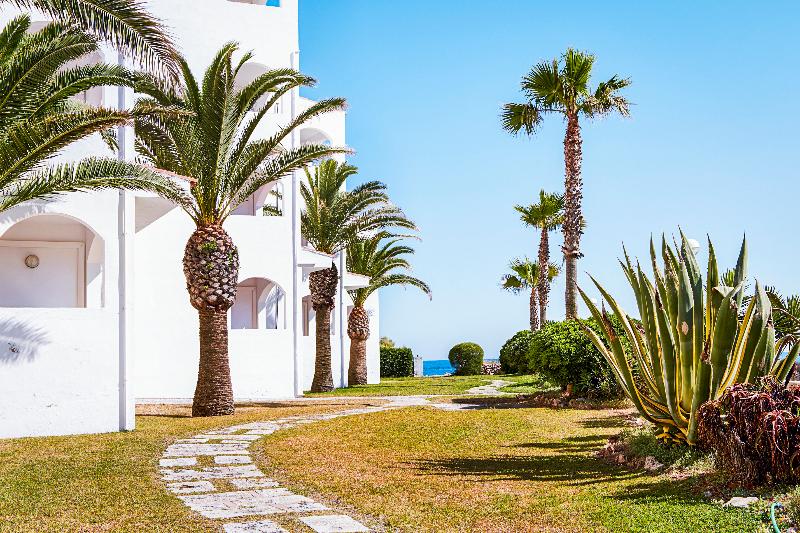 Отель Caramelo Marina Cala'n Bosch - Adults Only