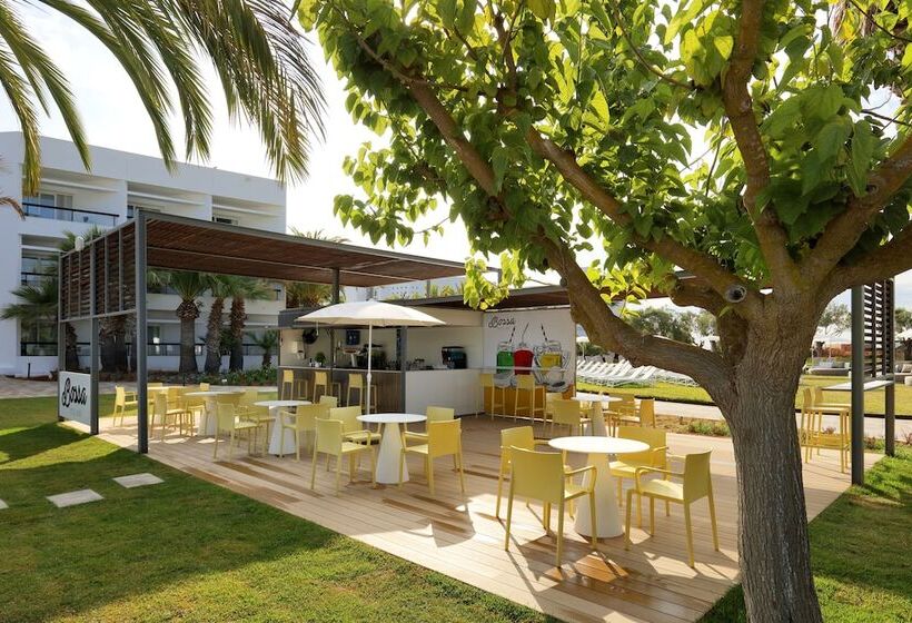 리조트 Grand Palladium Select Palace Ibiza