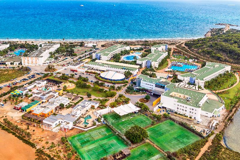 리조트 Grand Palladium Select Palace Ibiza