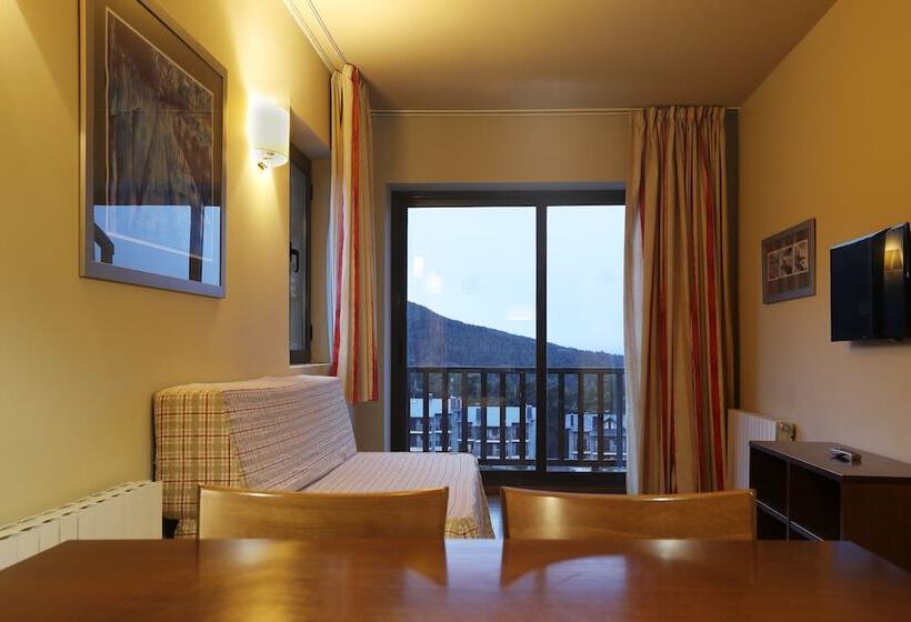 Guitart La Molina Aparthotel & Spa
