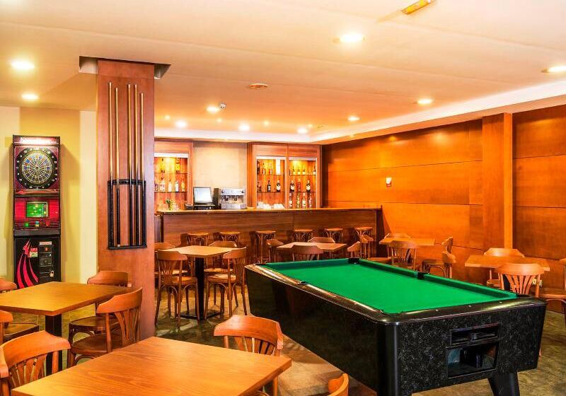 Guitart La Molina Aparthotel & Spa