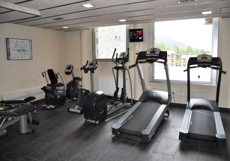 Guitart La Molina Aparthotel & Spa