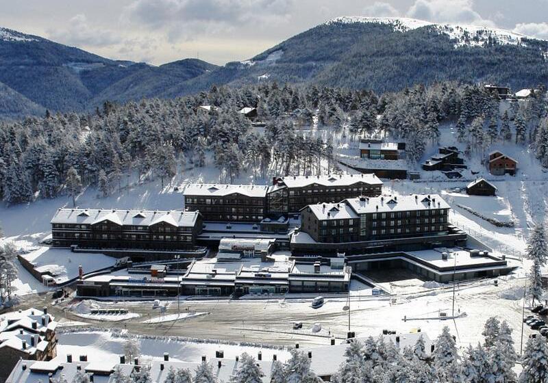 Guitart La Molina Aparthotel & Spa