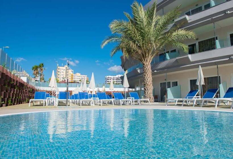 HL Suite Nardos Adults Only