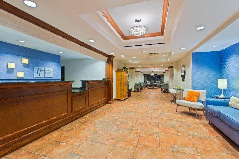 Holiday Inn Express Hotel & Suites Clearwater North Dunedin By Ihg