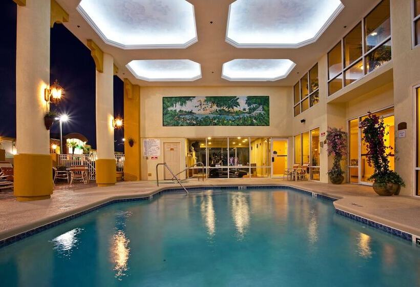 Holiday Inn Express Hotel & Suites Cocoa Beach, An Ihg