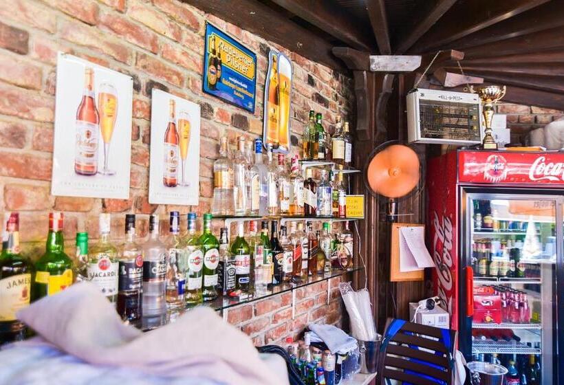 فندق семеен хотел анна кристина