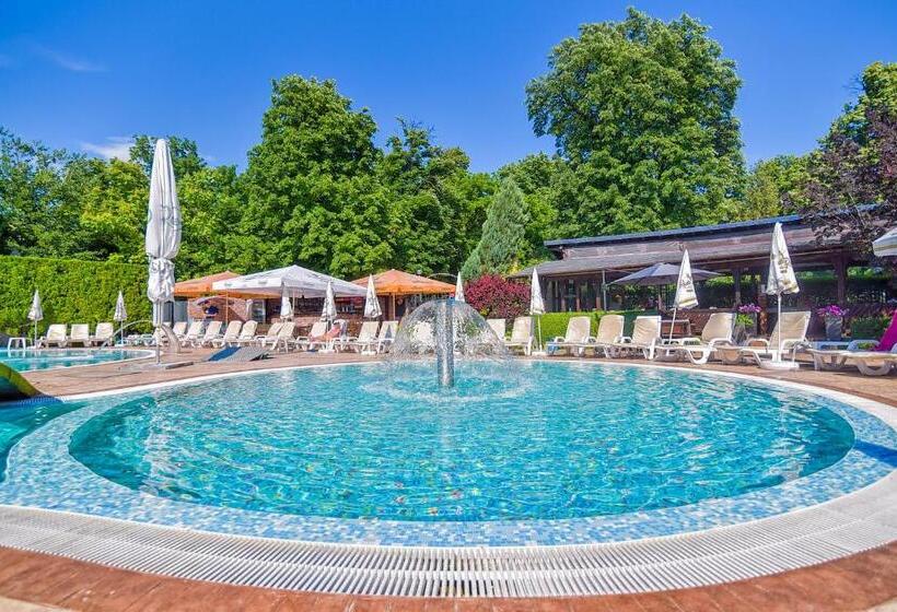 فندق семеен хотел анна кристина