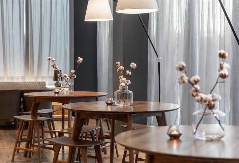 Ac Hotel La Finca By Marriott