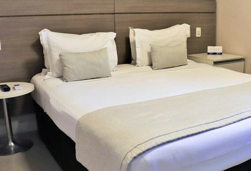 酒店 Adrianopolis All Suites