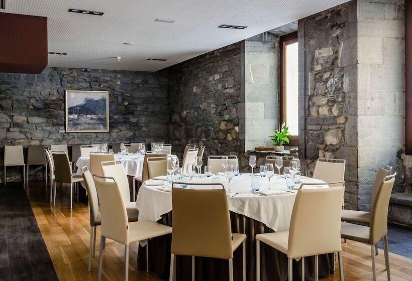 בית מלון כפרי Balneario Orduña Plaza