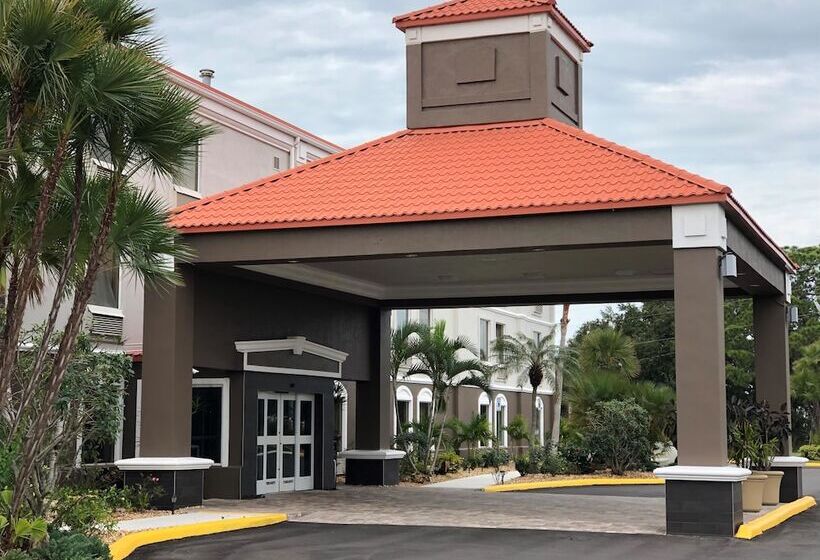 Best Western Plus Bradenton Hotel & Suites
