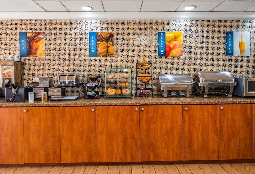 Best Western Plus Bradenton Hotel & Suites