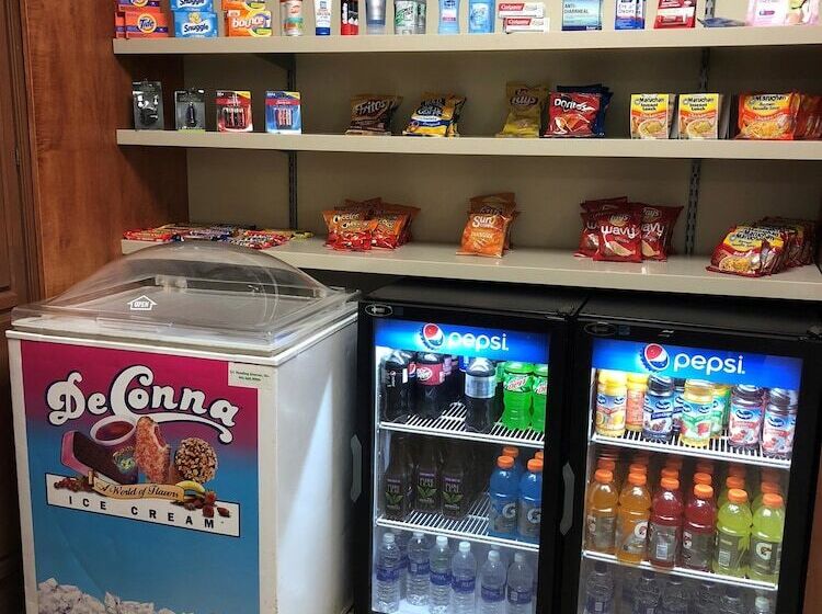 Best Western Plus Bradenton Hotel & Suites