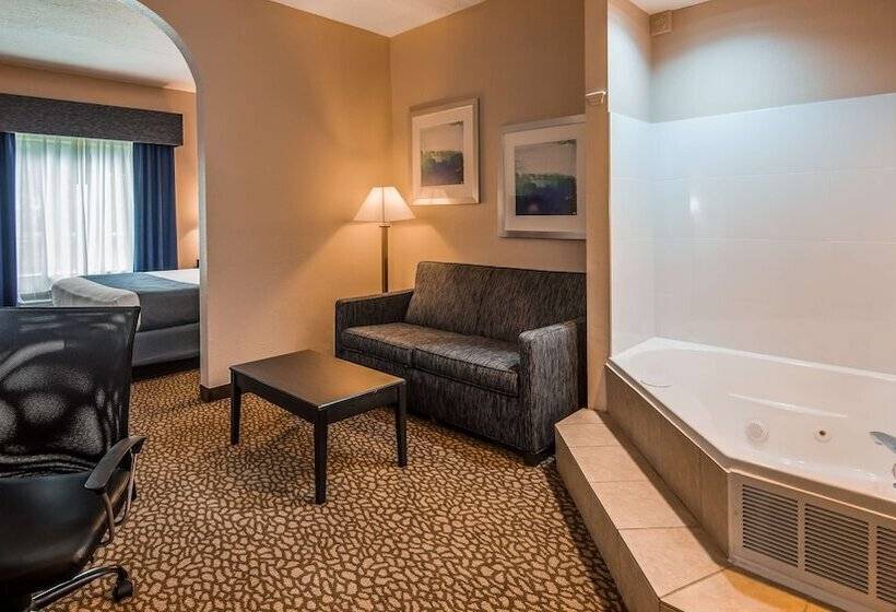 Best Western Plus Bradenton Hotel & Suites