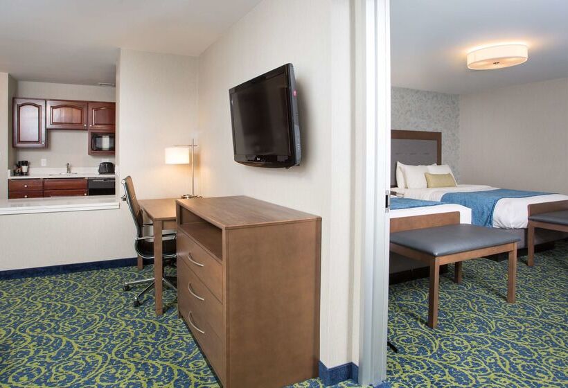 Best Western Plus Portsmouth Hotel & Suites