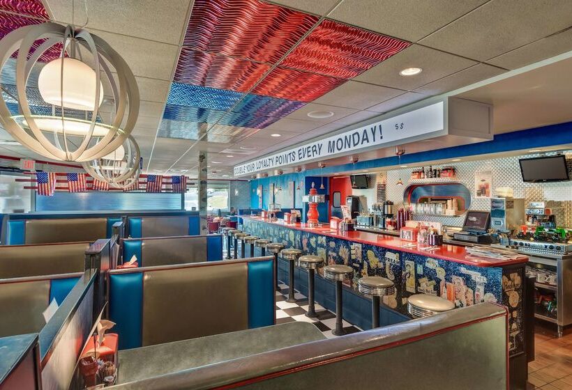 Best Western Plus Portsmouth Hotel & Suites