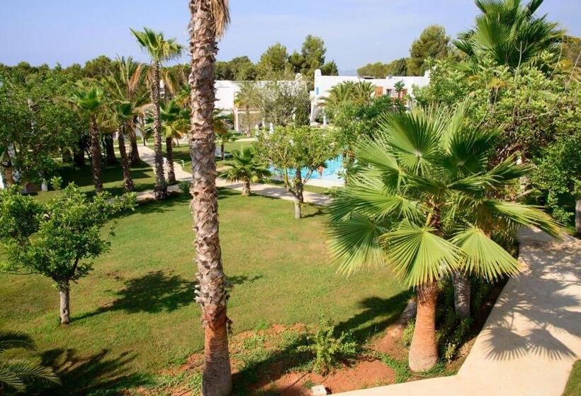 Отель Cala Llenya Resort Ibiza