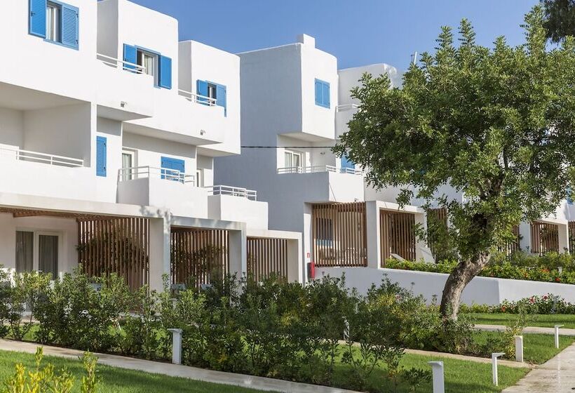 Отель Cala Llenya Resort Ibiza