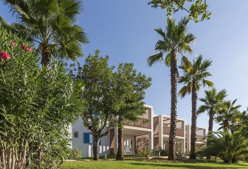 Отель Cala Llenya Resort Ibiza