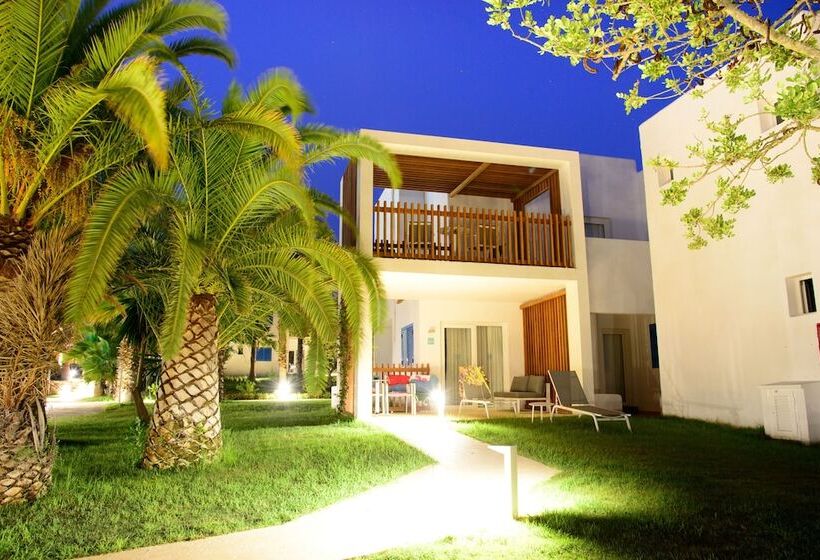 Отель Cala Llenya Resort Ibiza