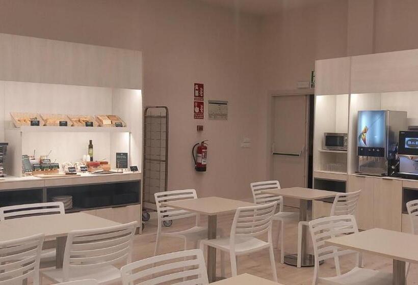 B&B Hotel Logroño Las Cañas