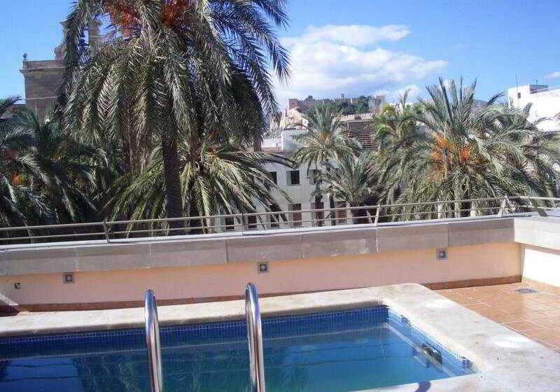 هتل Catedral Almería