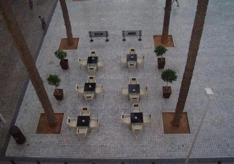 هتل Catedral Almería