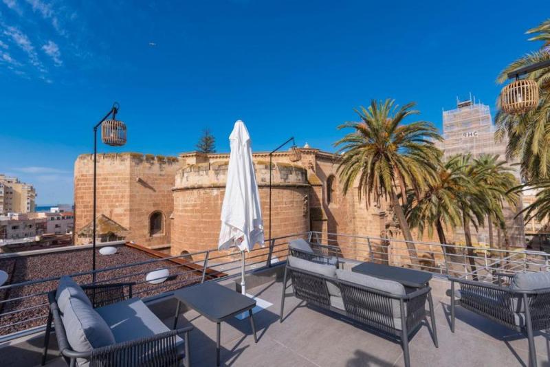 هتل Catedral Almería