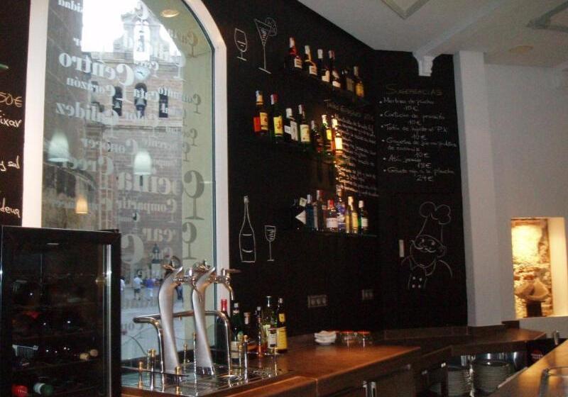 هتل Catedral Almería