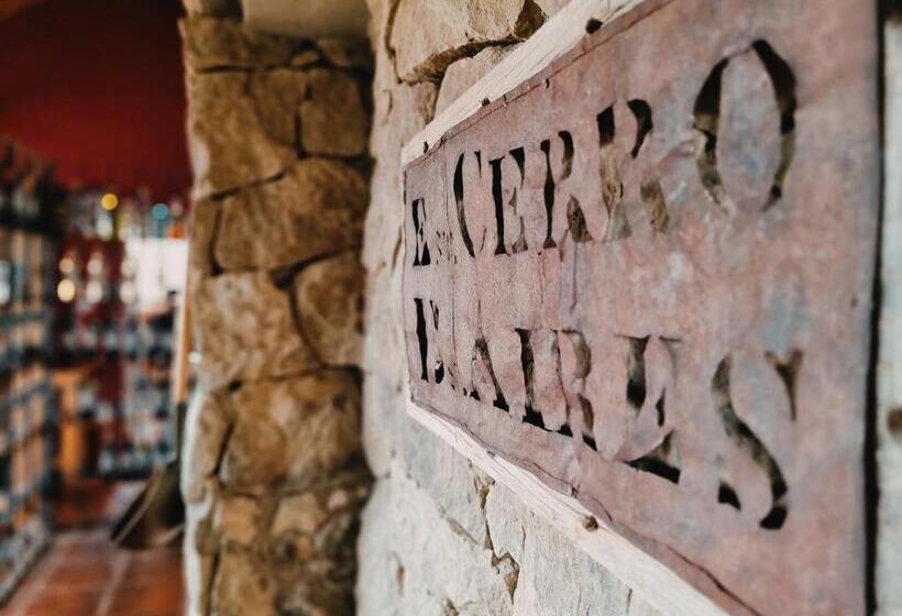 ホテル Hosteria Cauquenes De Nimez