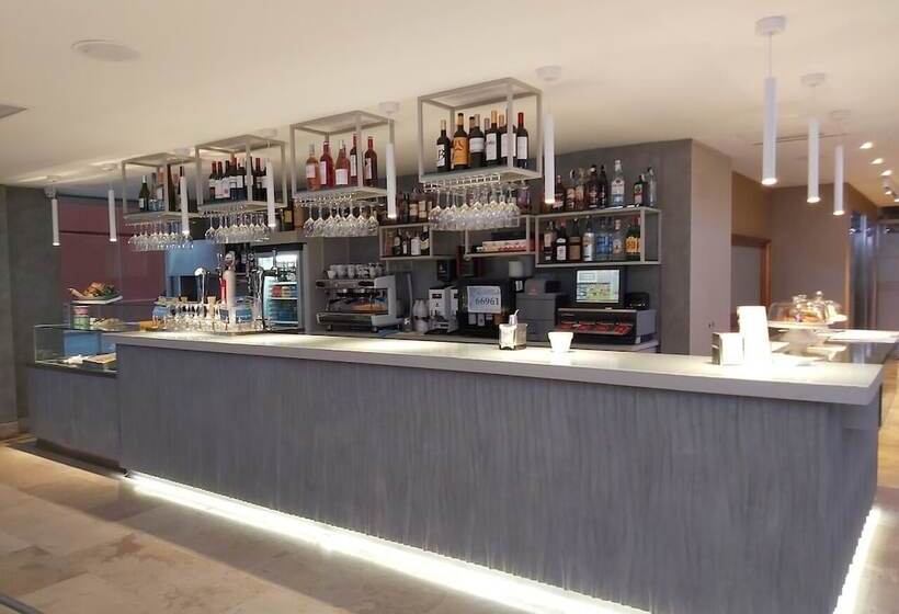 هتل Centro Los Braseros