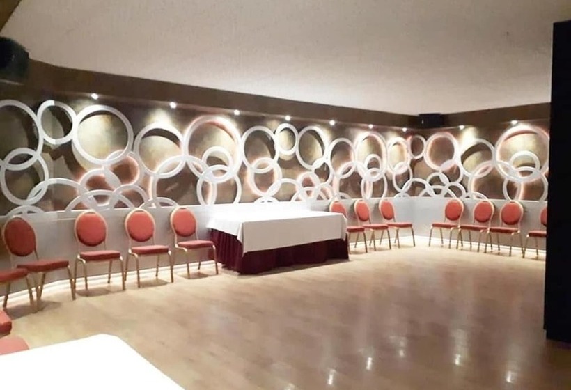 هتل Centro Los Braseros