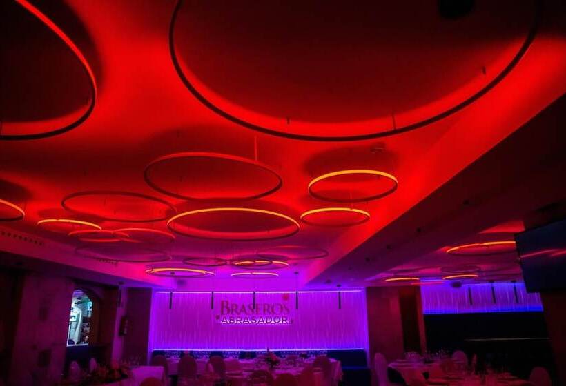 هتل Centro Los Braseros