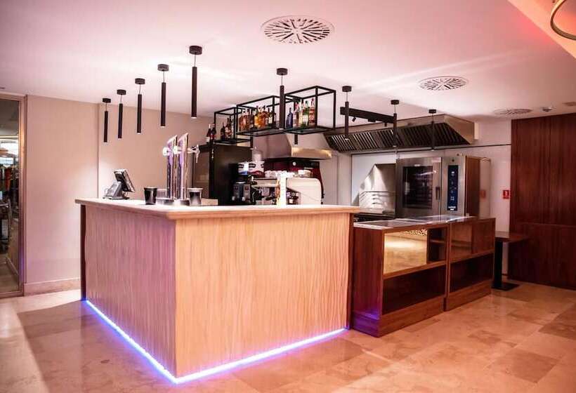 هتل Centro Los Braseros