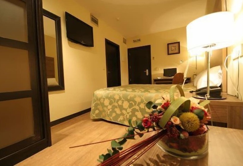 هتل Centro Los Braseros