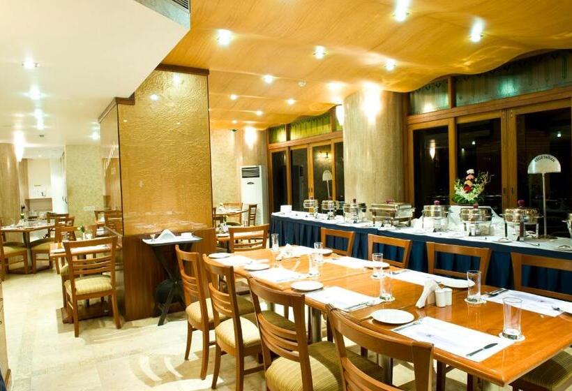 בית מלון כפרי Chances Resort And Casino An Indy Resort