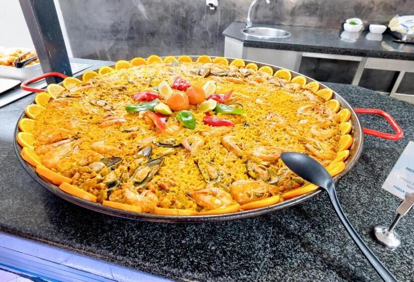 ホテル Chatur Costa Caleta