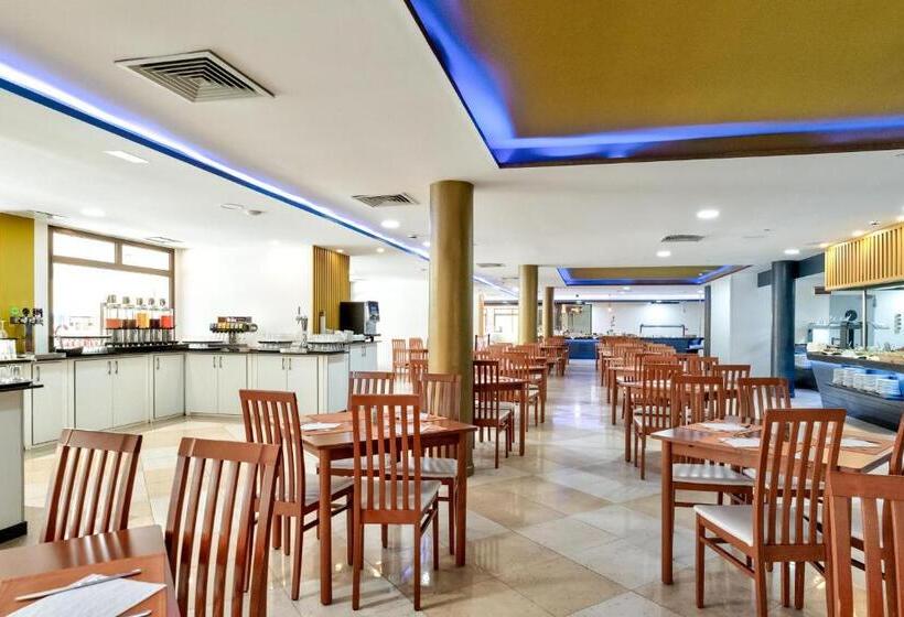 ホテル Chatur Costa Caleta