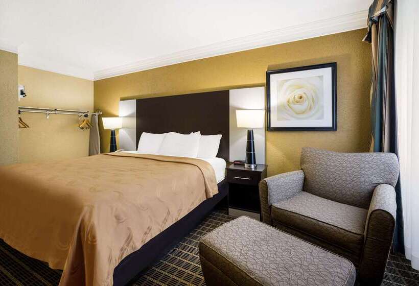 ホテル Quality Inn And Suites Fairgrounds   Syracuse