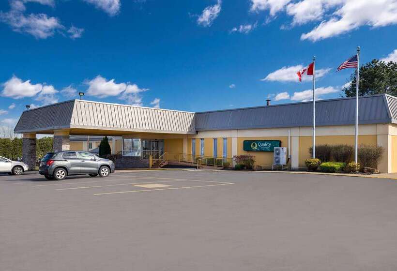 ホテル Quality Inn And Suites Fairgrounds   Syracuse
