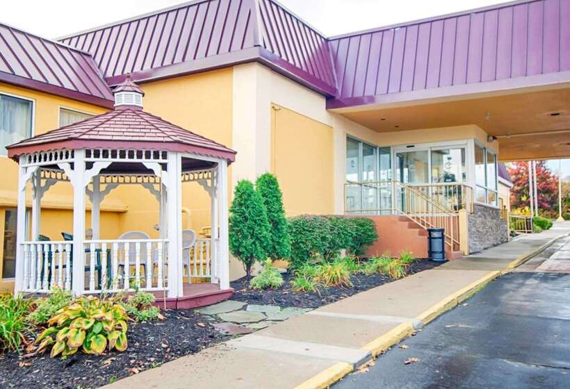 ホテル Quality Inn And Suites Fairgrounds   Syracuse