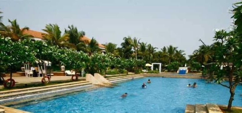 בית מלון כפרי Club Mahindra Varca Beach, Goa
