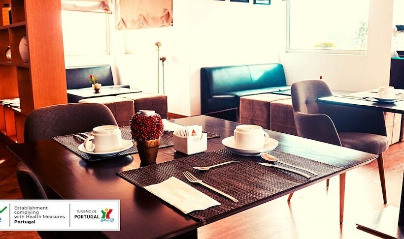 فندق Conde De Agueda