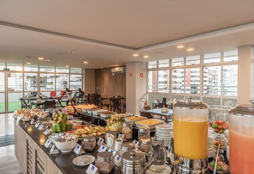 فندق Costamar Ponta Verde